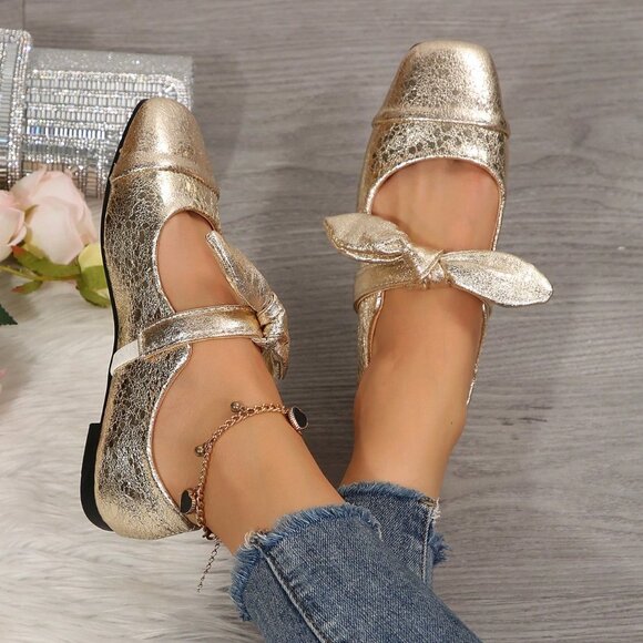 Gold Vintage Women's Low Heeled Shoes with Soft Leather Square Toe & Bow - Picture 3 of 5